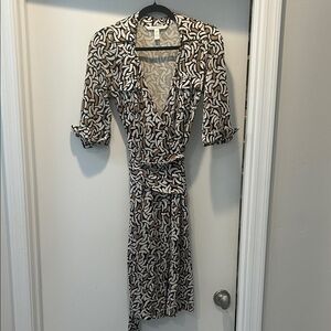 Diane Von Furstenberg  Long Sleeve Wrap Dress